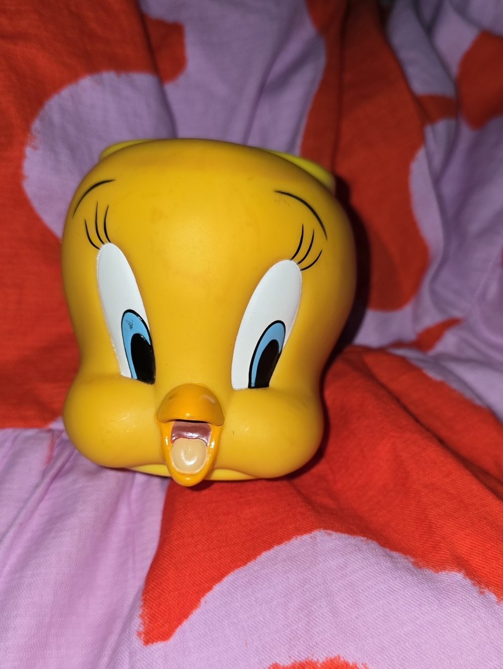 Tweety‎ Yellow Ceramic Mug – Classic Cartoon Bird Design